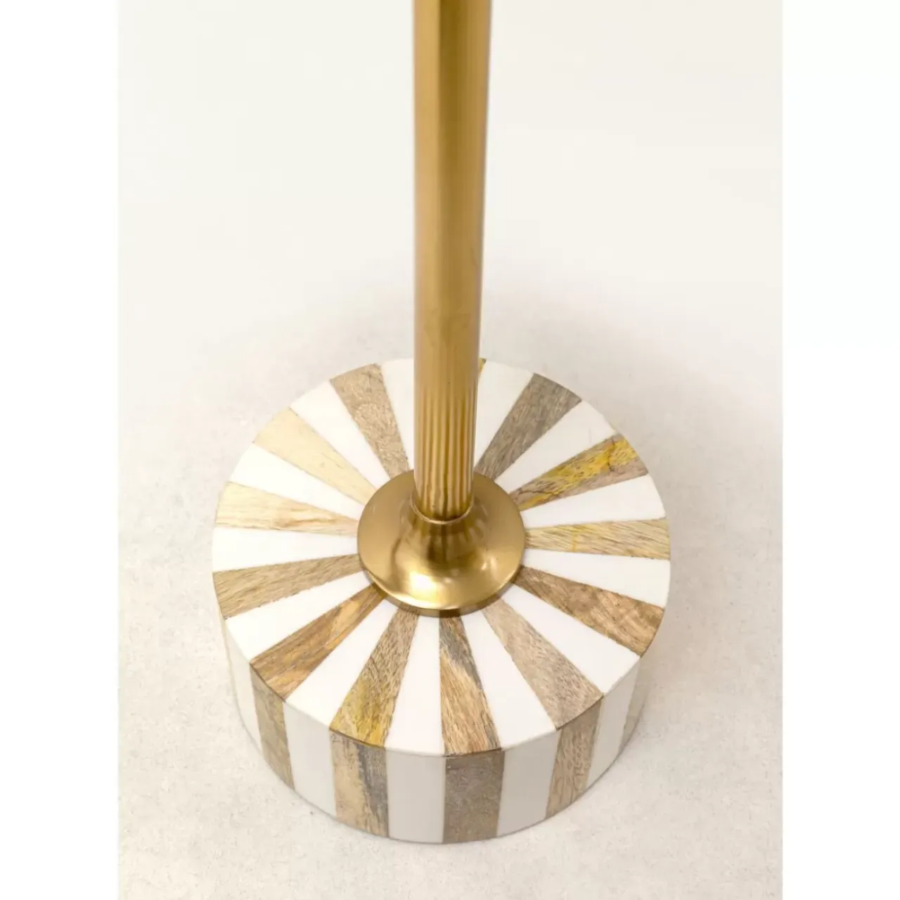 Tische-KARE Design Beistelltisch Domero Cirque Gold Weis O25Cm
