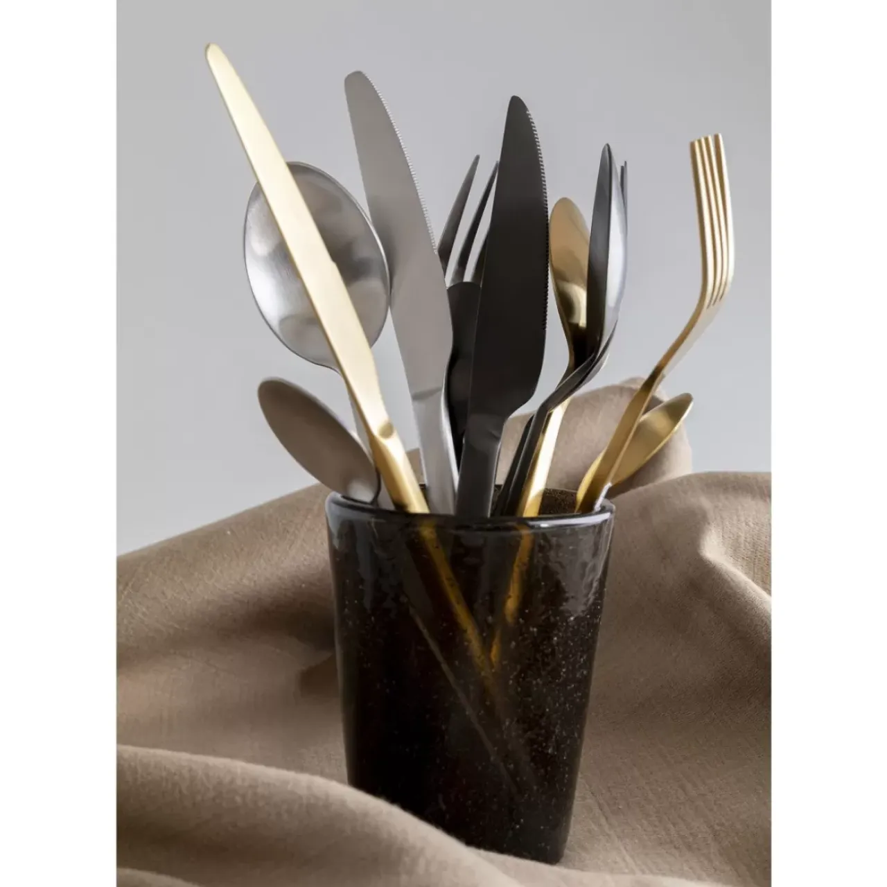 Geschirr & Tischaccessoires-KARE Design Besteck Gloria Matt Gold (16-Tlg.)