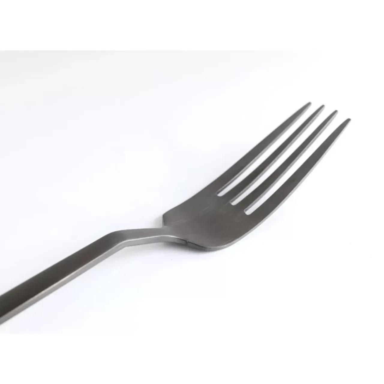 Geschirr & Tischaccessoires-KARE Design Besteck Gloria Matt Schwarz (16-Tlg.)