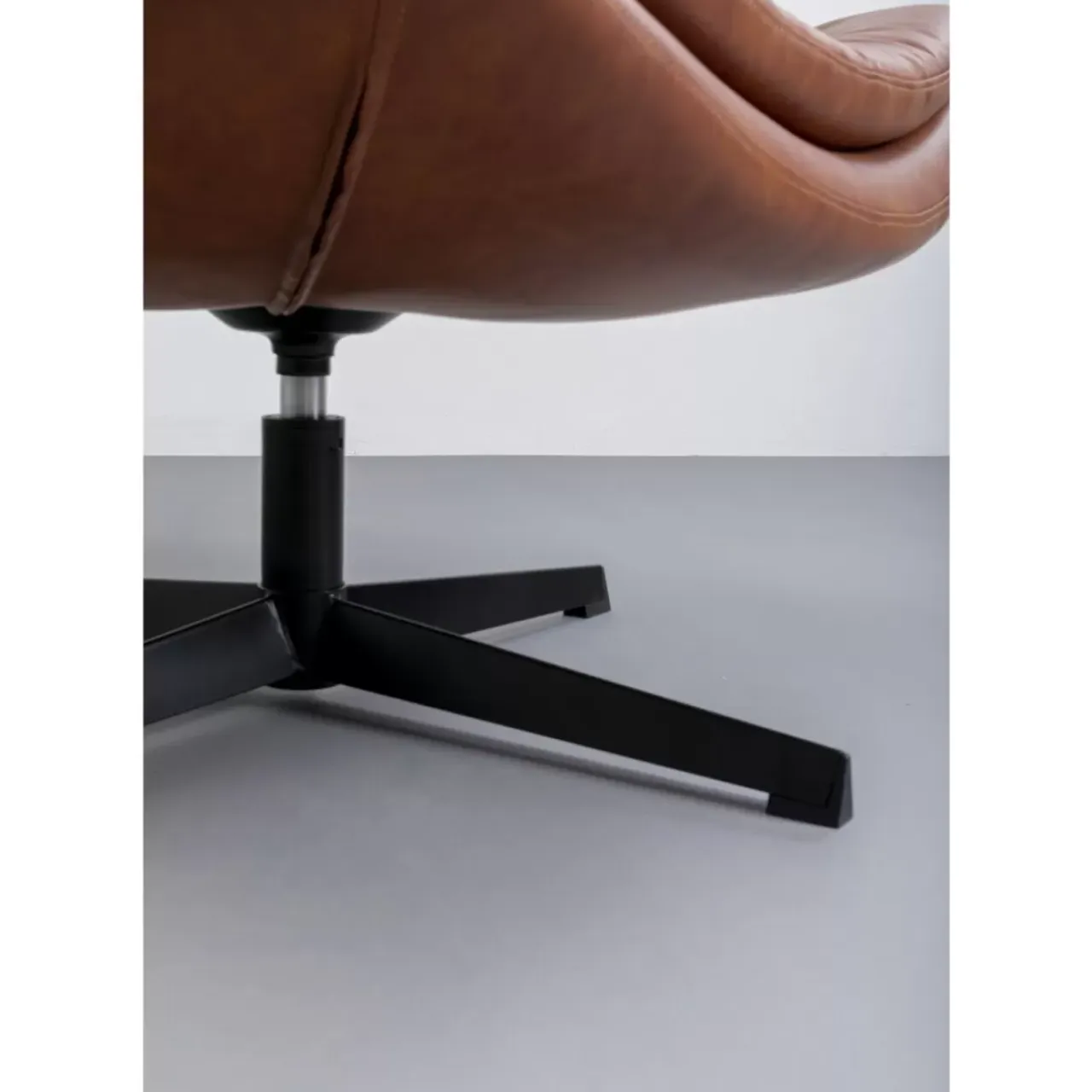 Sessel-KARE Design Drehsessel Lido