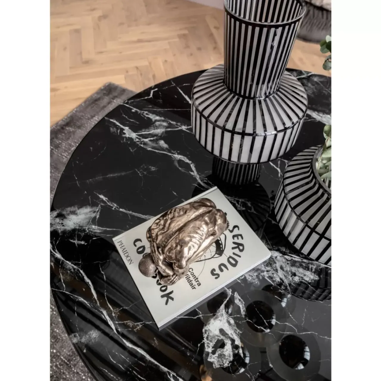 Tische-KARE Design Tisch Solo Marble Schwarz O110